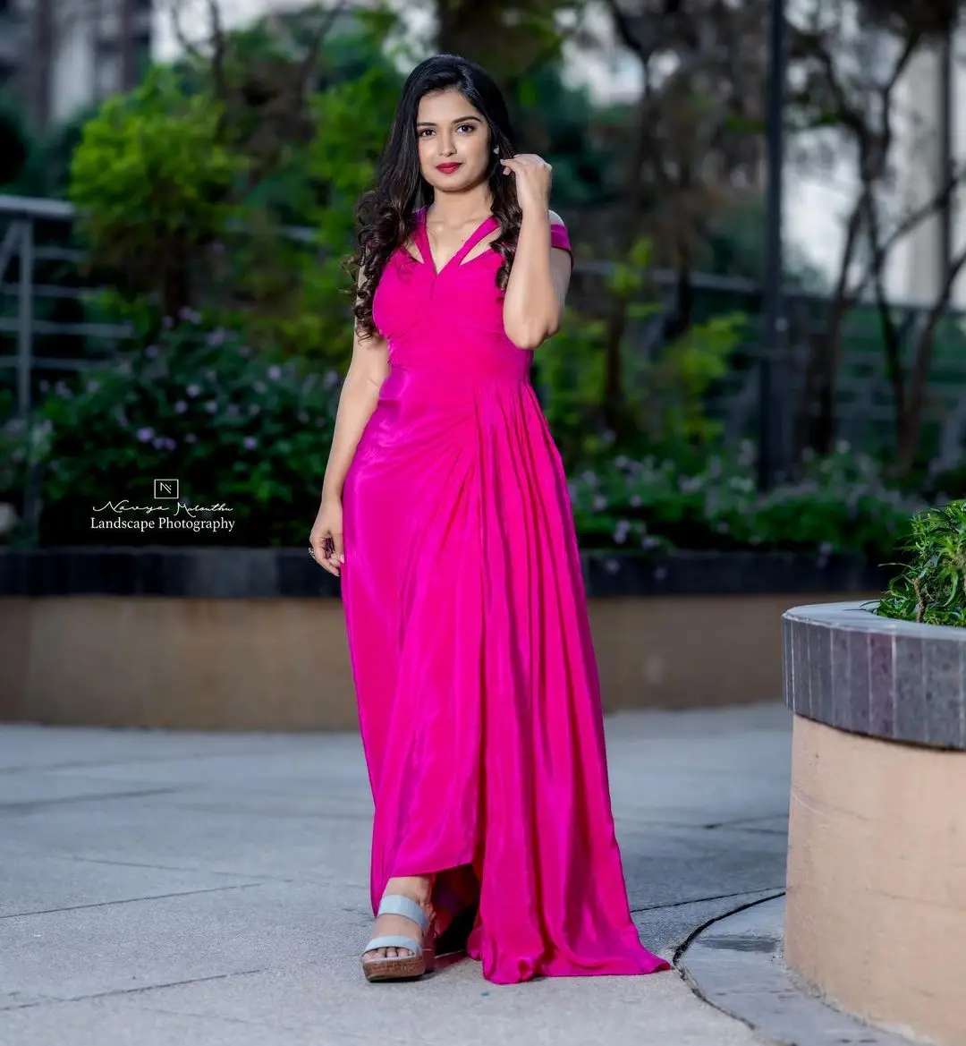 ETV Actress Priyanka Jain Wearing Pink Gown